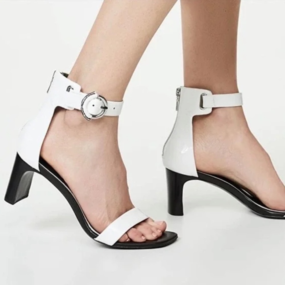 Ellis Mid Heel in White
Rag & Bone. Excellent condition